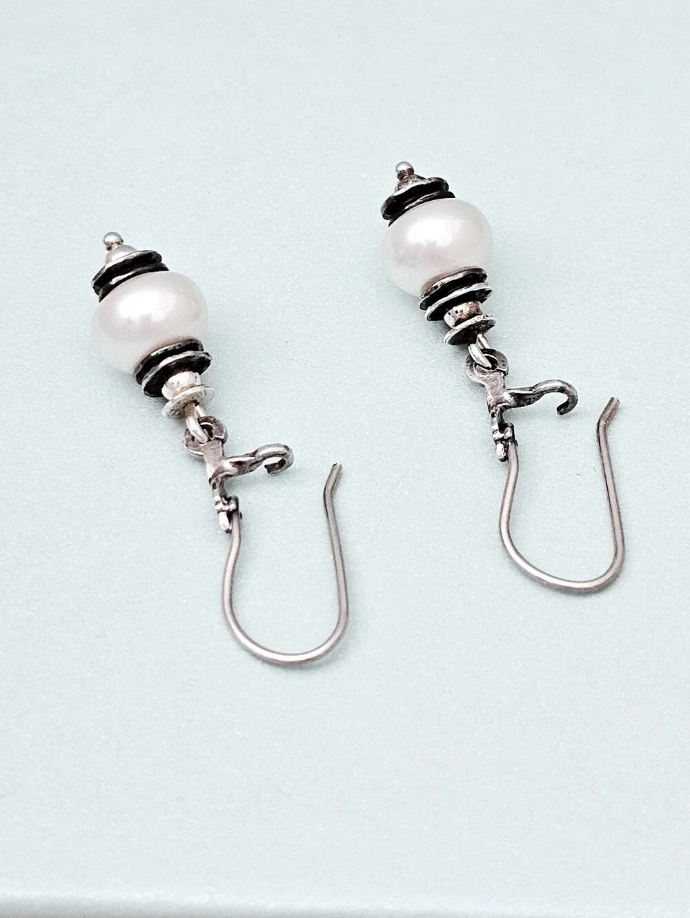 Silpada Sterling Silver Pearl 'Light The Way' Drop Earrings W0922